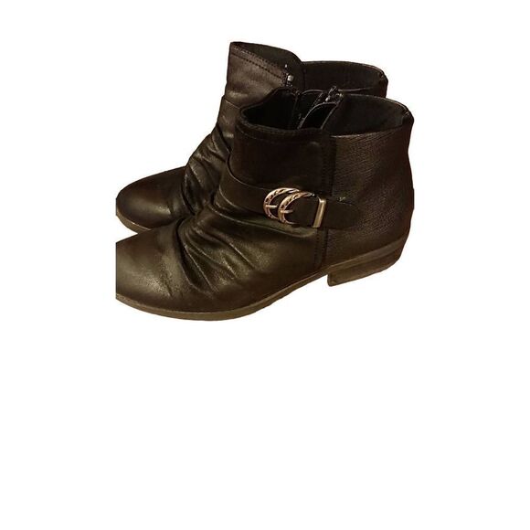 Bear trap women's boots 7.5 in great condition - Picture 1 of 6